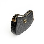 シャネル ホーボーバッグ キルティングカーフスキン